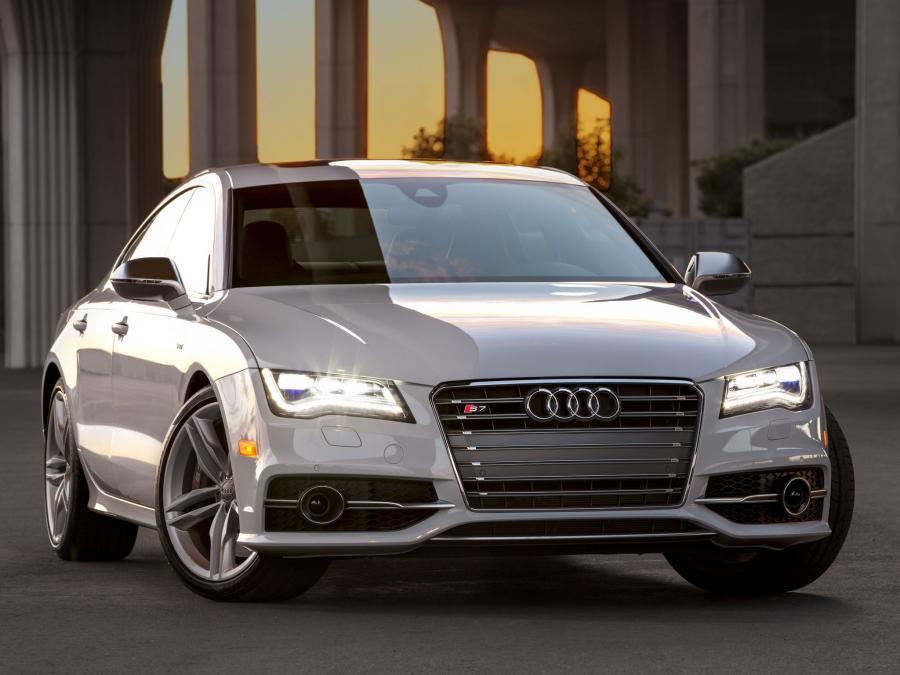  Audi S7 Sportback 2012 года  (NA) (фото 1 из 16)